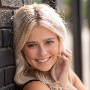 Meet your Posher, Hailey